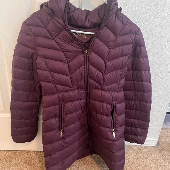 Maroon - Picture 1 of 3